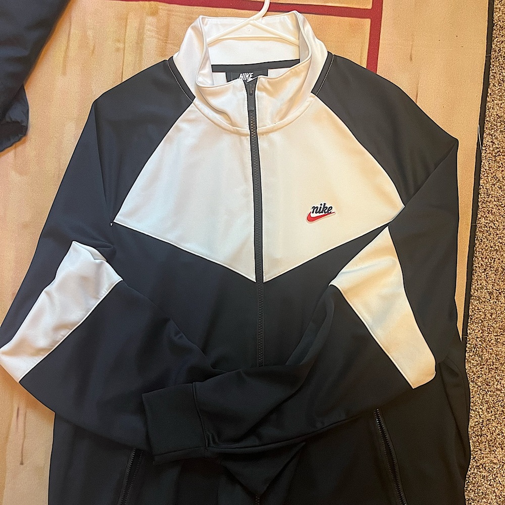 Nike Sportswear Heritage Windrunner Jacket Adult XL Free Shipping